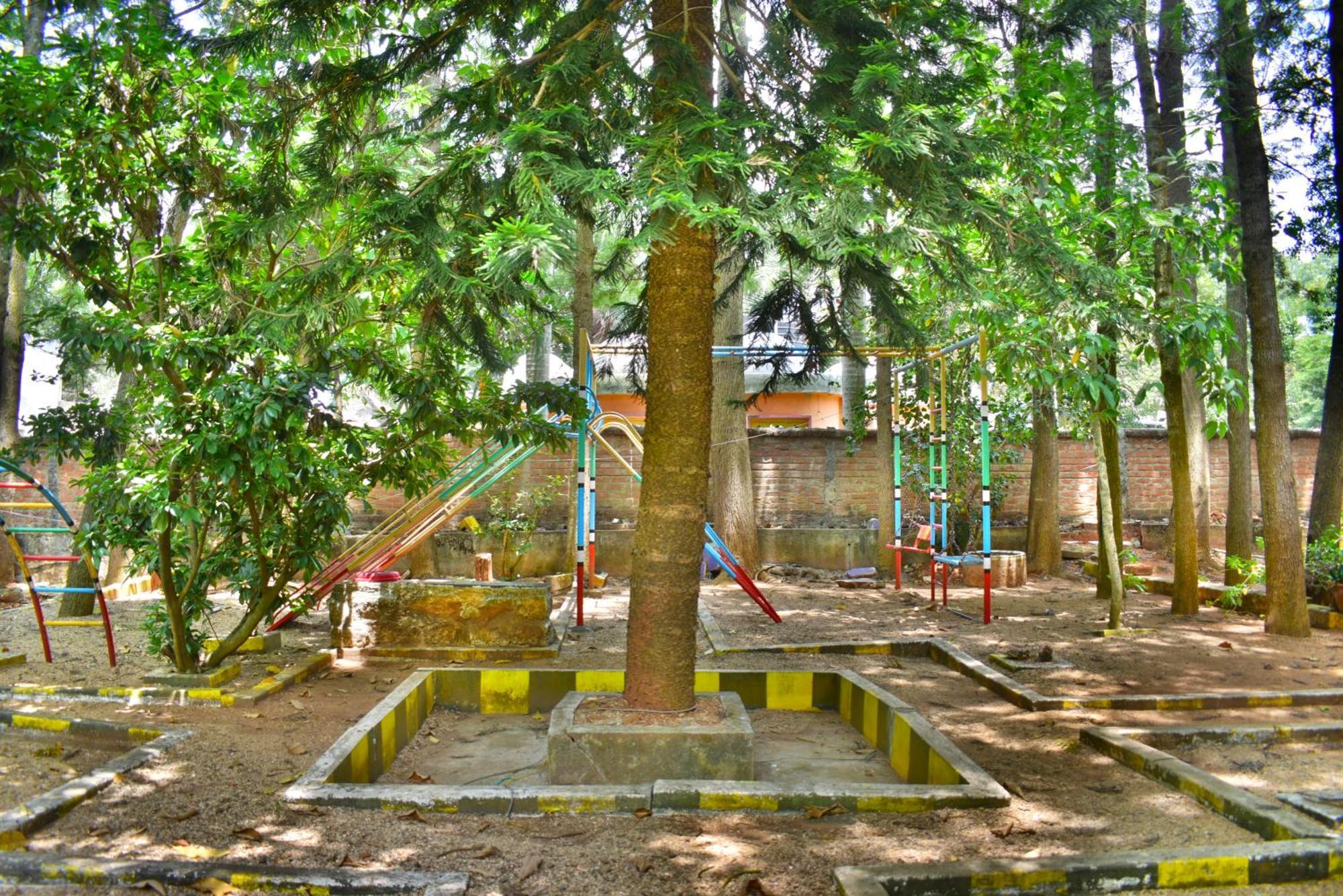 Jains Royal Palace Resorts Yelagiri Exterior foto