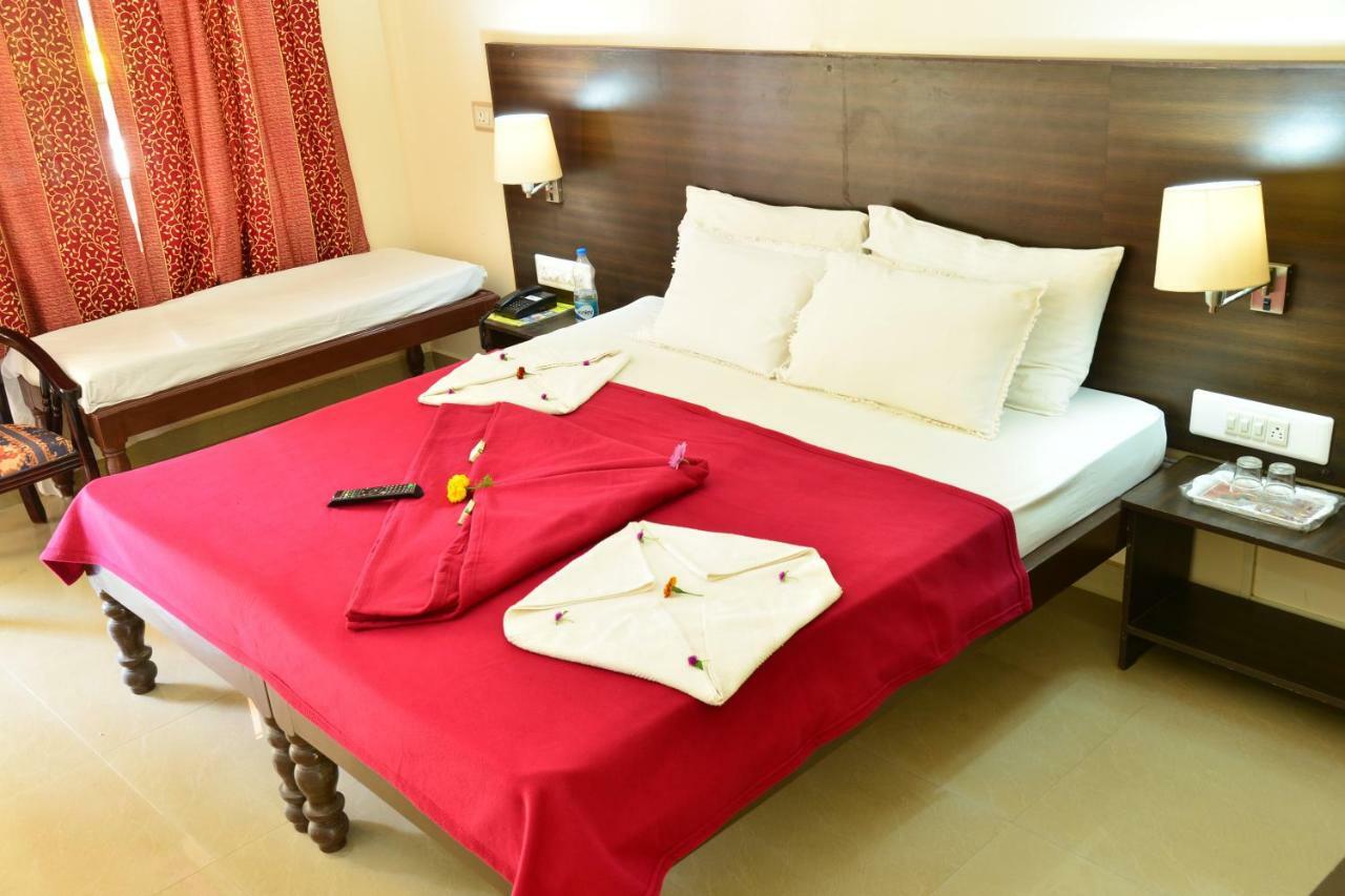 Jains Royal Palace Resorts Yelagiri Exterior foto